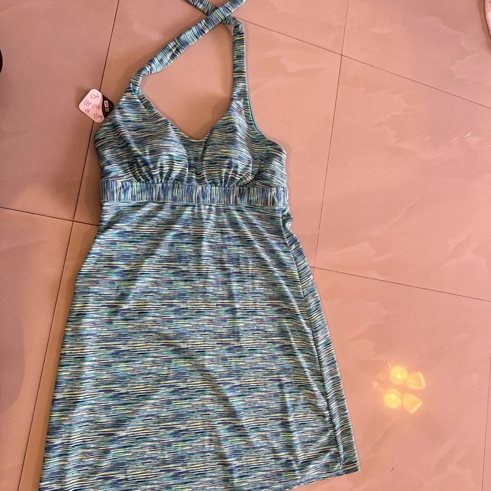 Stylish Blue and Green Halter Dress - Picture 2 of 14